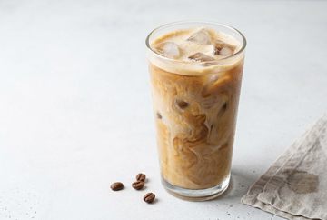 Stap 3: shaken, ijs erbij, klaar