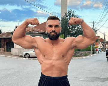 5 beste biceps oefeningen + instructies - Kosso Nutrition | Kwaliteit = prioriteit