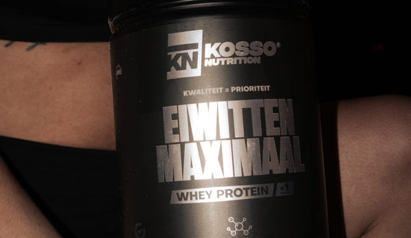 Een eiwitshake juist voor of na het sporten drinken?